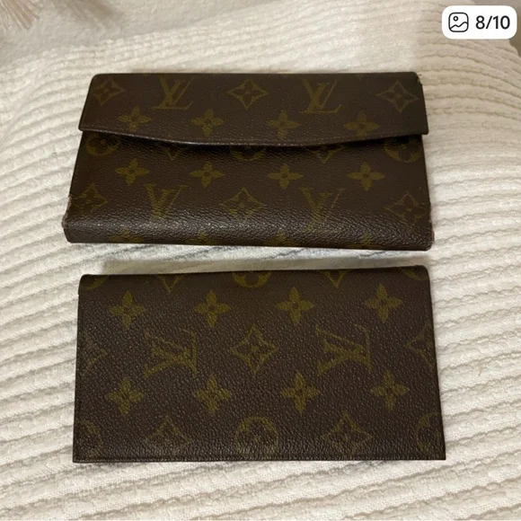 Louis Vuitton Brown Monogram Wallet with Checkbook - Picture 6 of 8
